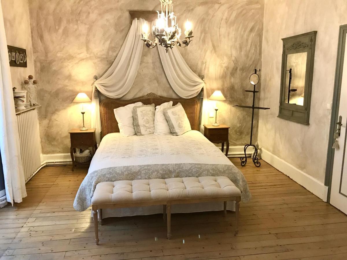 L'Ange Est Reveur Bed & Breakfast Langeais Exterior photo
