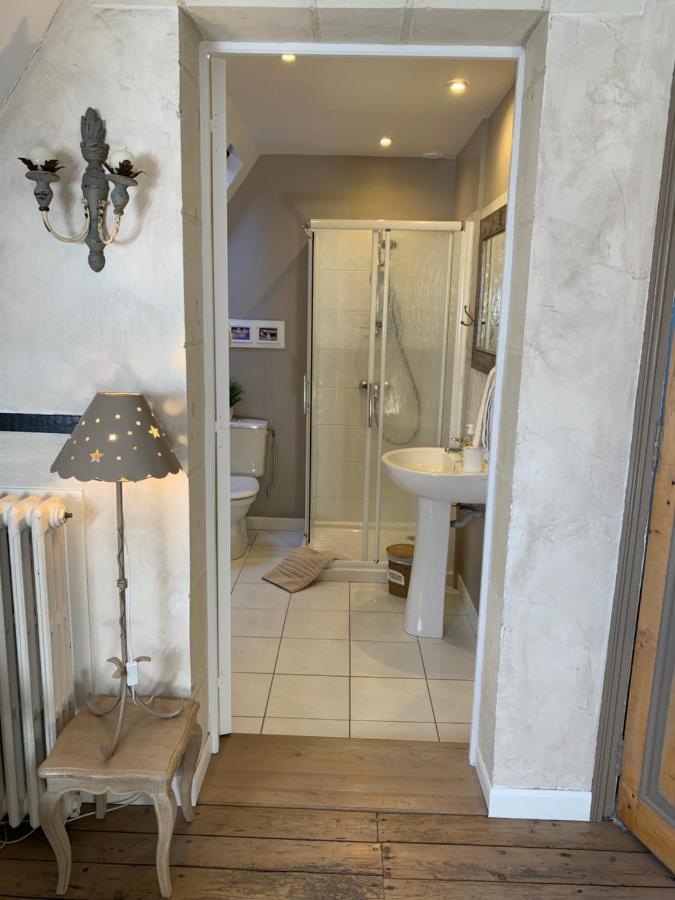 L'Ange Est Reveur Bed & Breakfast Langeais Exterior photo